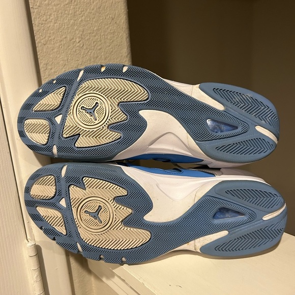 Nike Jordan Play In This 2 Men’s Sz 9 Basketball Shoes 510581-400 Carolina Blue - Picture 8 of 9